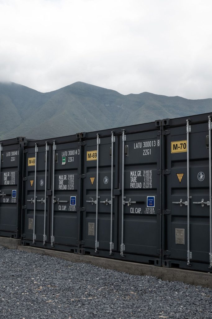 Mini bodegas Tu Box con vista a la montaña en Monterrey